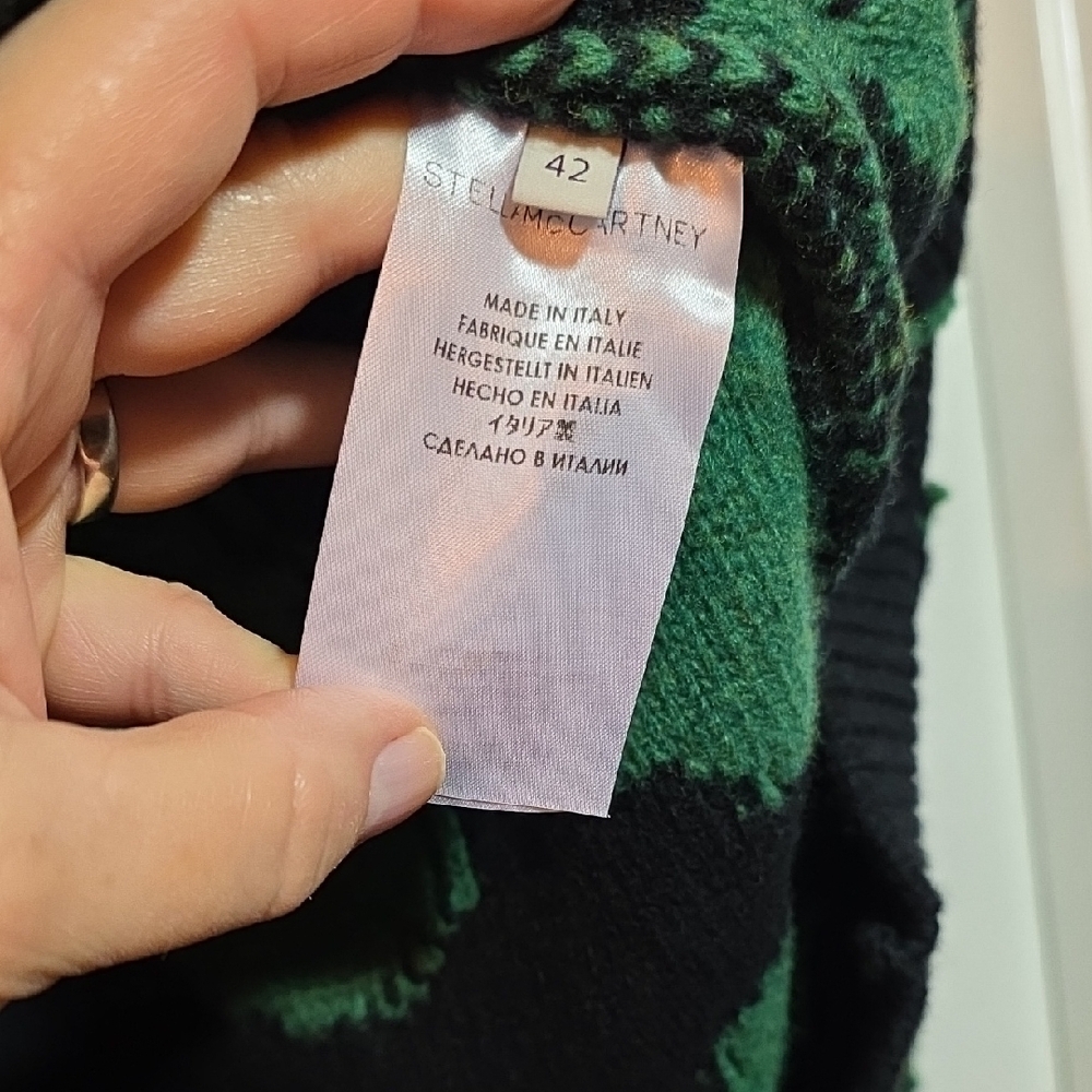 Stella McCartney Black and Green Crewneck Sweater - Picture 7 of 13
